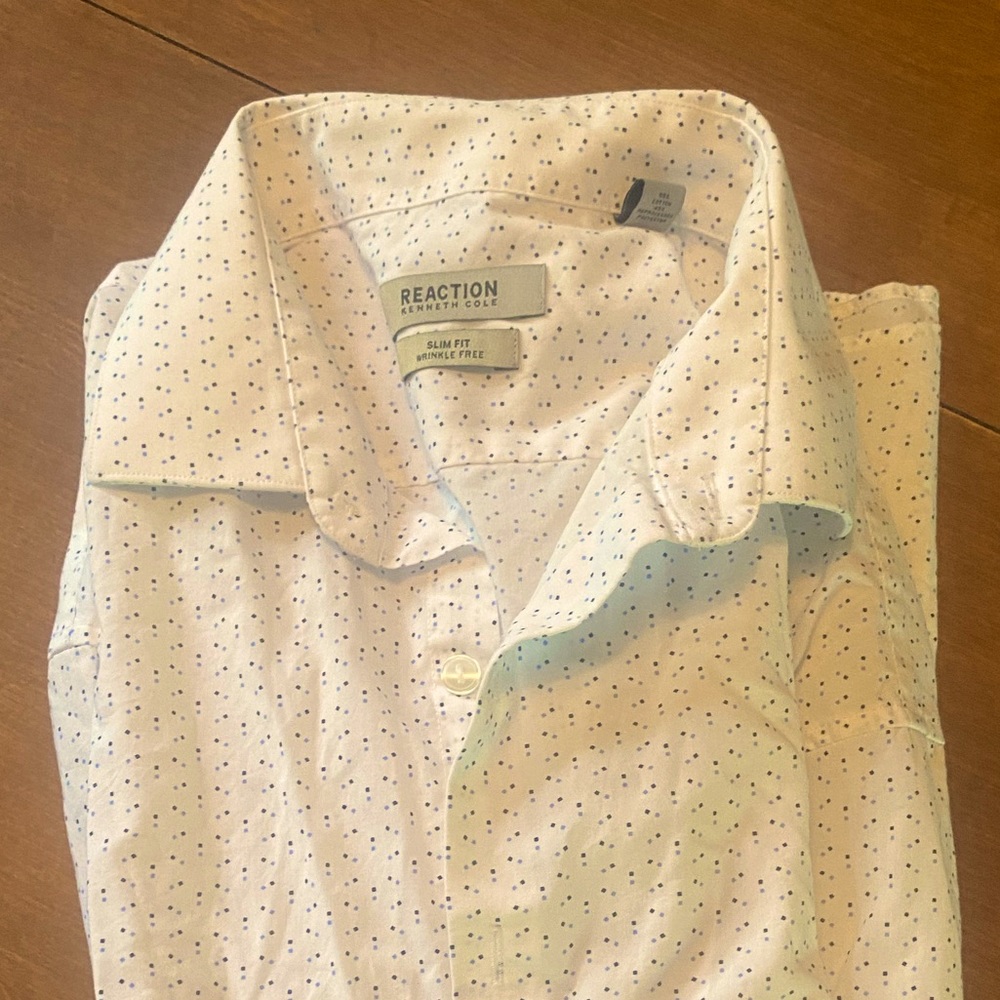 XL Kenneth Cole Reaction, Long Sleeve Button Up, White with Blue Dots